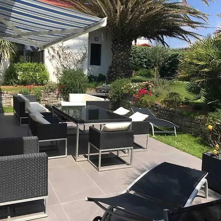Superbe Villa Contemporaine 100M Plages Дом отдыха *